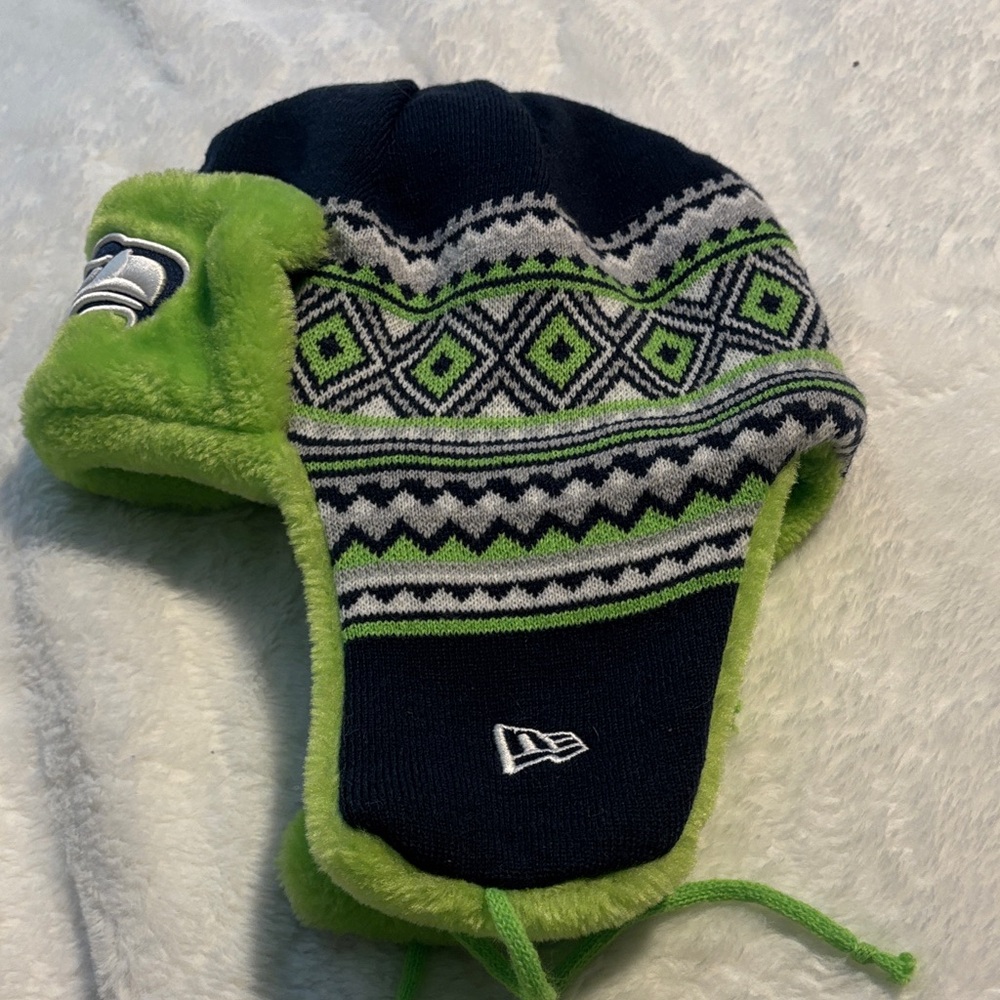 Seattle Football 12 Fan Winter Warm Trapper Hat Cap with Earflaps Gorpcore